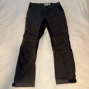 FJALLRAVEN Abisko Lite Trekking Trousers Mens - EU: 44 US: 29” - Dark Grey